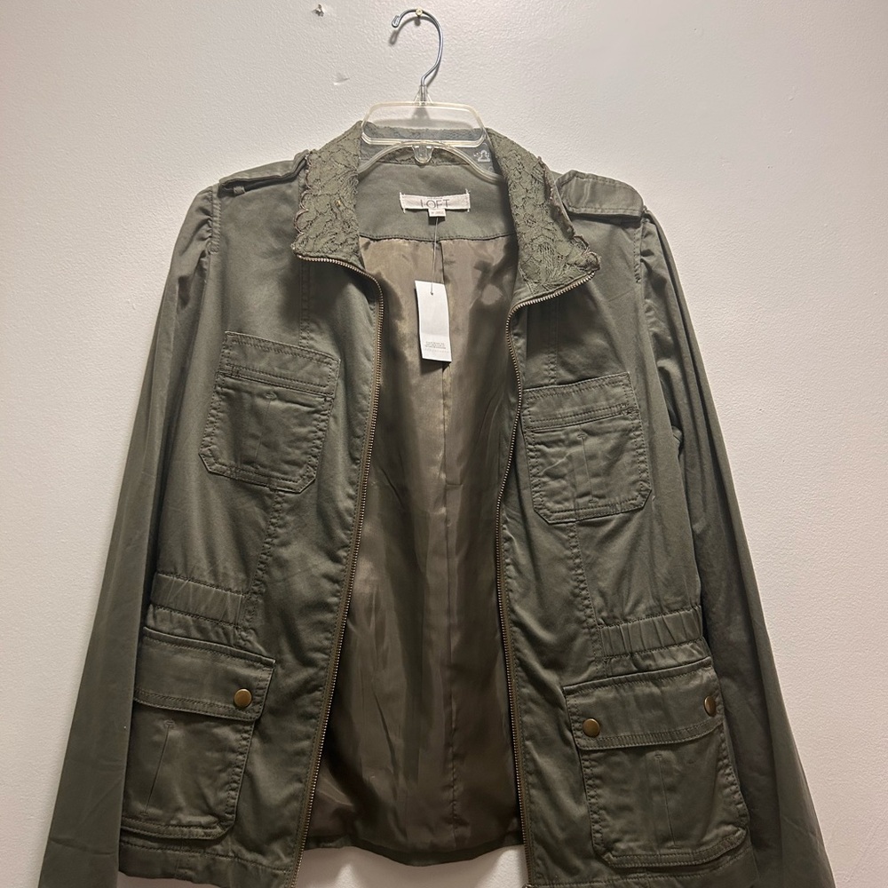 Loft Utliity Jacket Sz Medium NWT